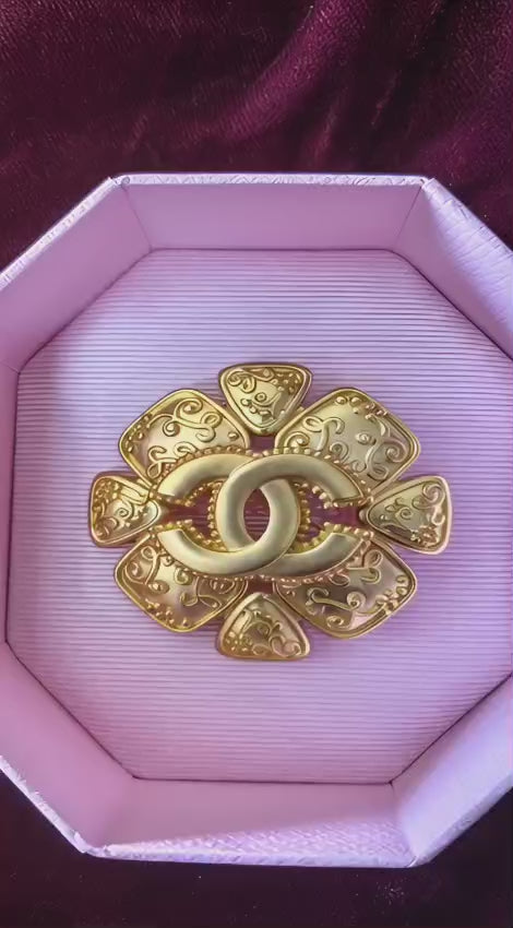Royal Gold Luxury Brooch