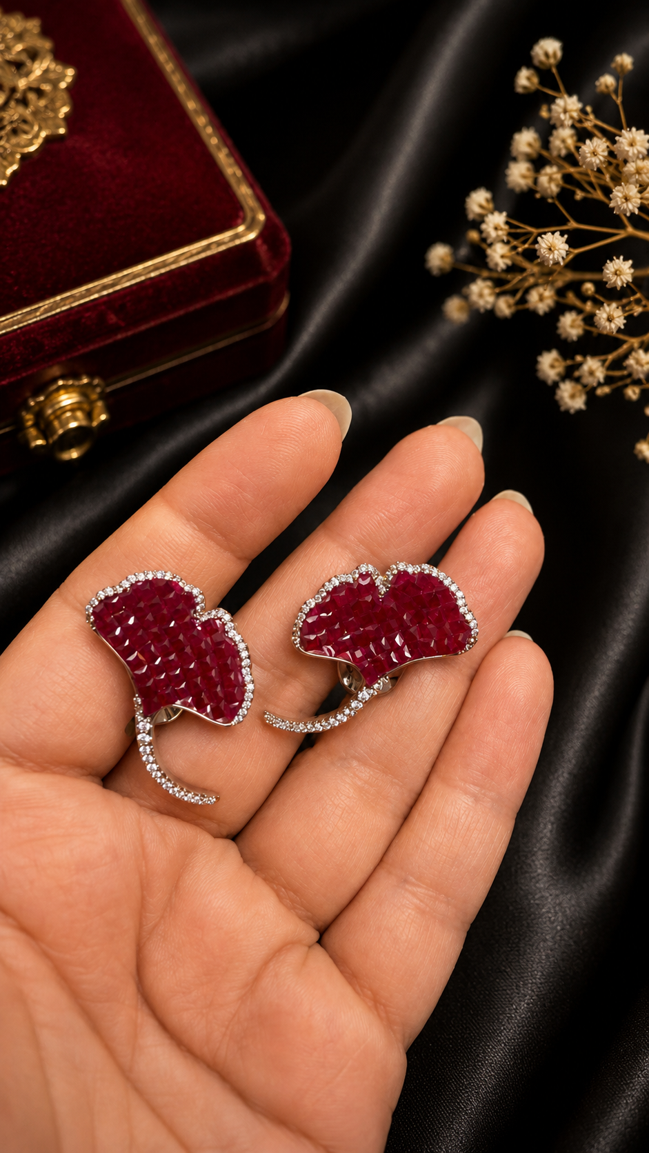 Maidenhair Ruby N Diamond tree leafs