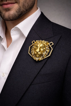 Regal Lion Head Gold Brooch with Diamond Accents
