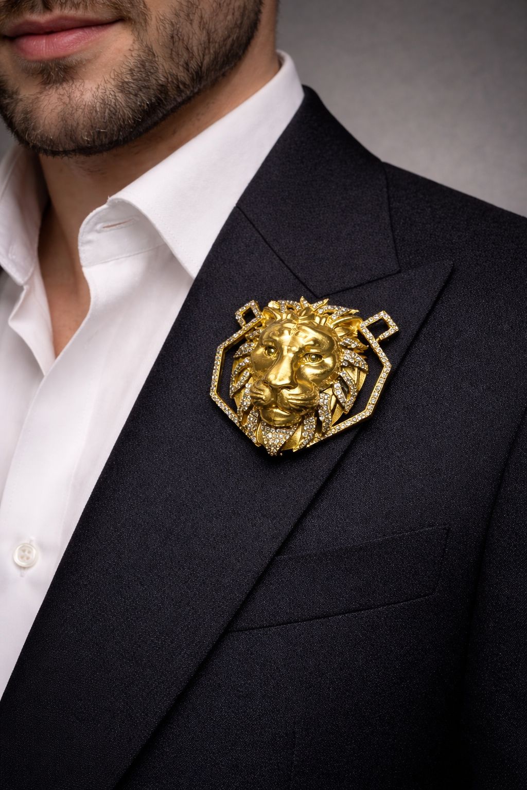 Regal Lion Head Gold Brooch with Diamond Accents