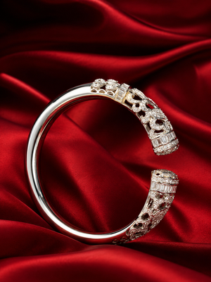 The Imperial Canary Cuff (Bracelet)