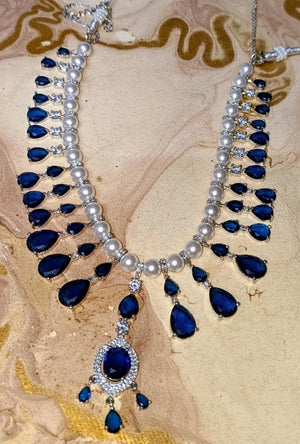 Emerald Royale Pearl Cascade Necklace Set