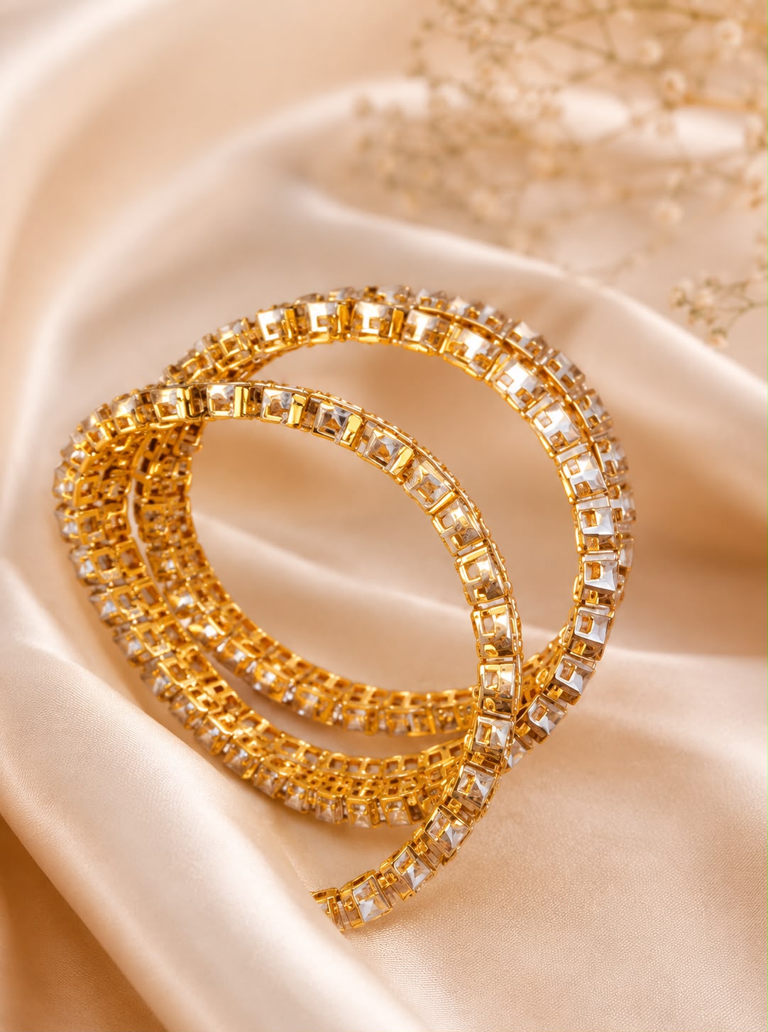 Rajwadi Kundan Pearl Bangles