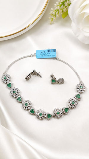 Emerald Royale Blossom Necklace Set