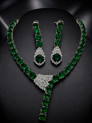 Emerald Maharani Royale Necklace Set