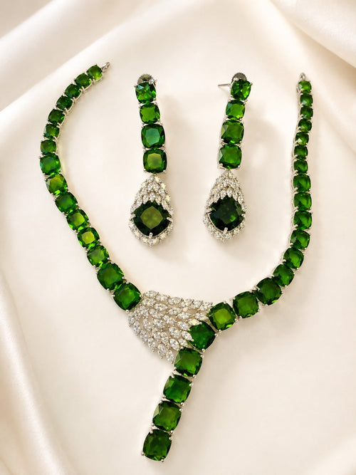 Emerald Maharani Royale Necklace Set