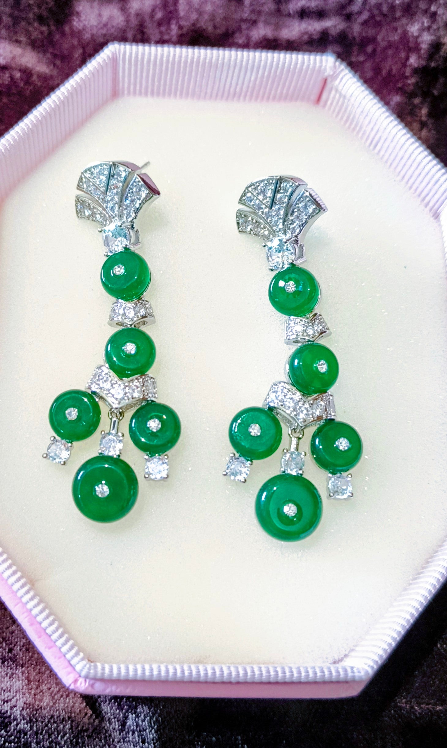 Green gemstone earrings 